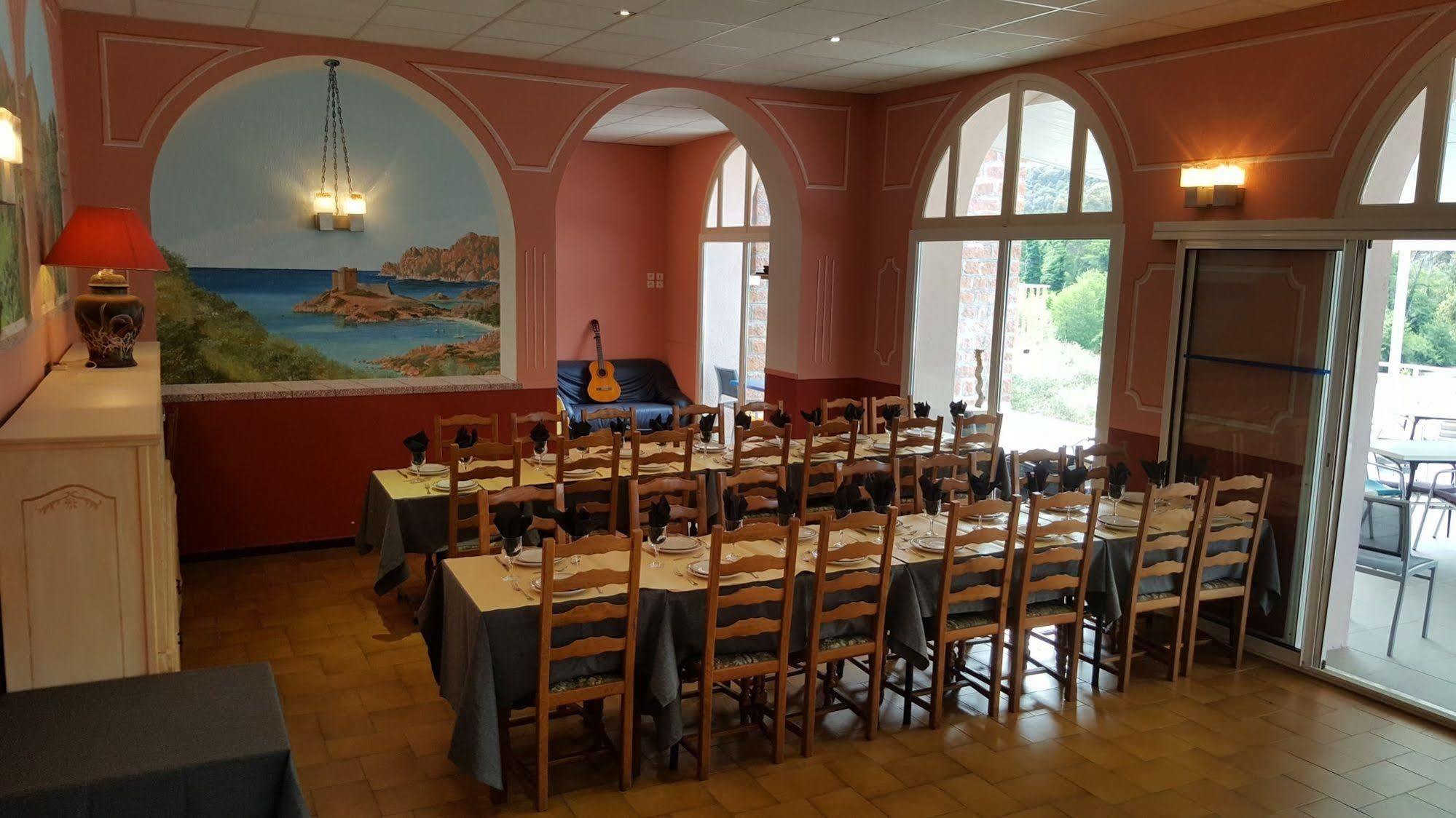 Hotel Le Méditerranée 3*